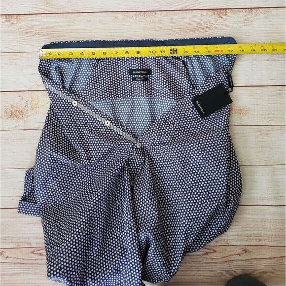 Bugatchi Short Sleeve Button Front Shirt Men's Size Medium Navy Blue Red White - Picture 12 of 15